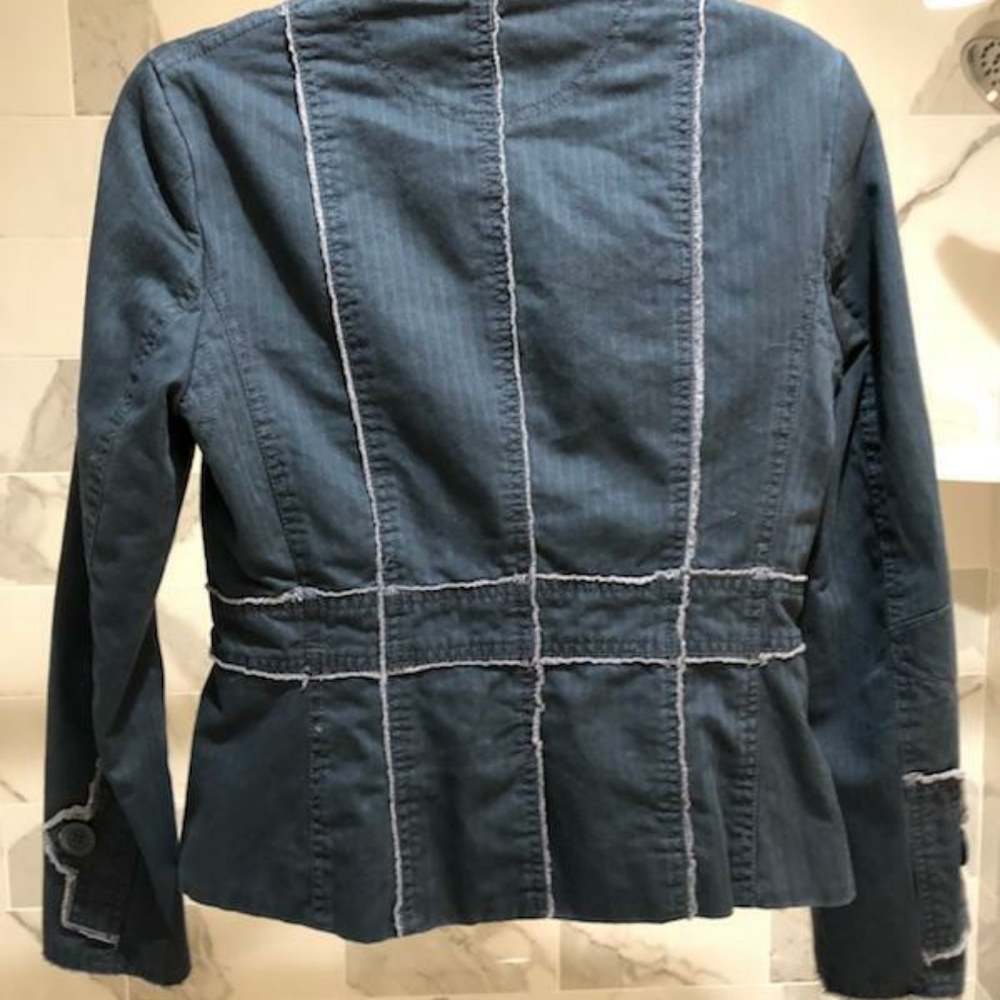 Jacket - Picture 2 of 6